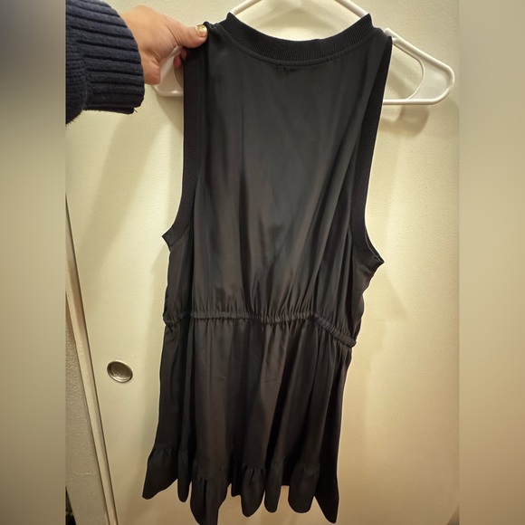 Consigned - NWT Cinq a Sept 100% silk black dress size Large&M - Picture 2 of 7